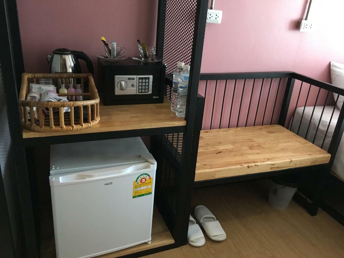 Auberge de jeunesse Nai Wiang Poshtel à Chiang Mai Extérieur photo
